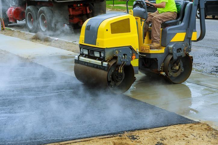 kładzenie nawierzchni betonowej